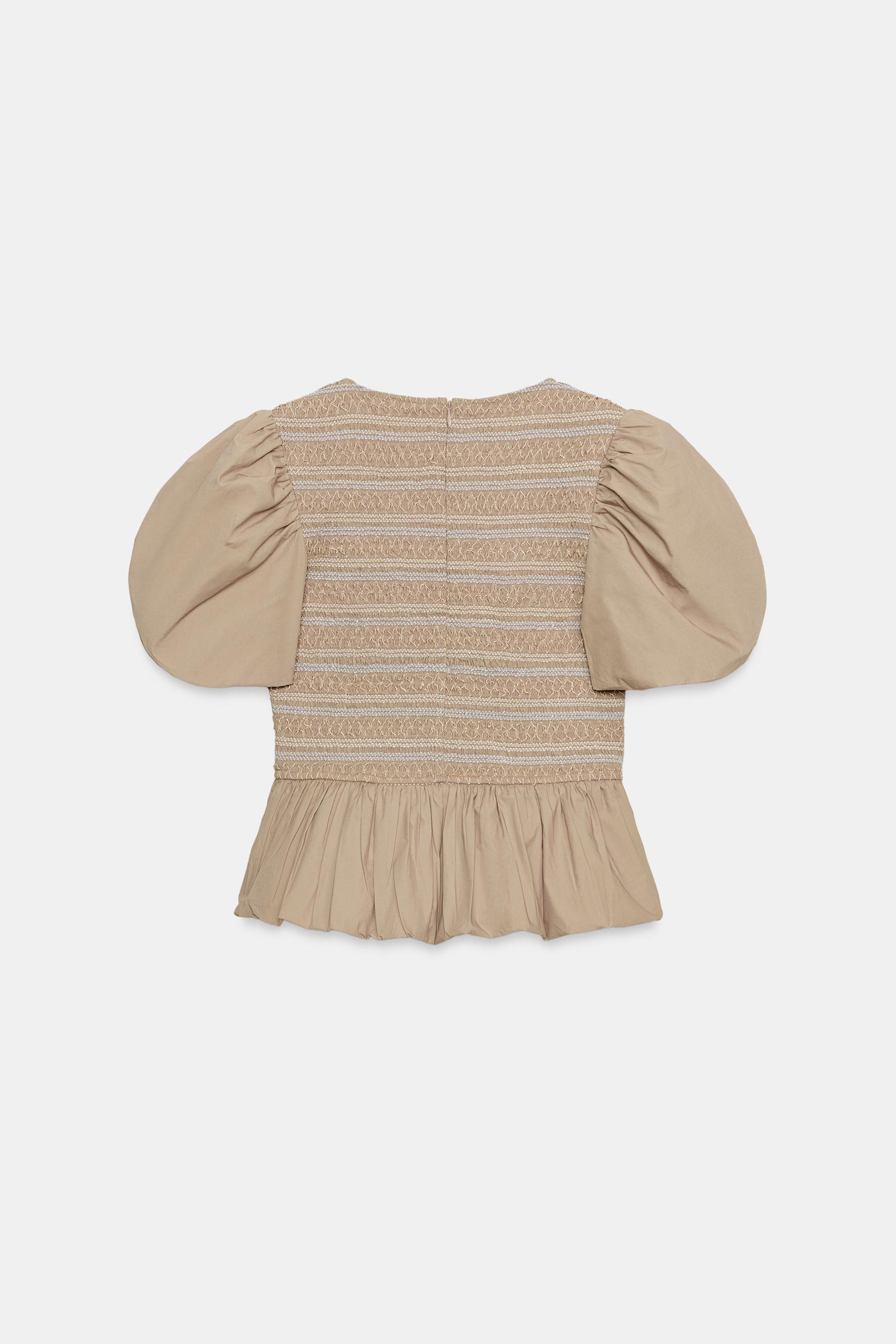 EMBROIDERED SMOCKED BALLOON TOP